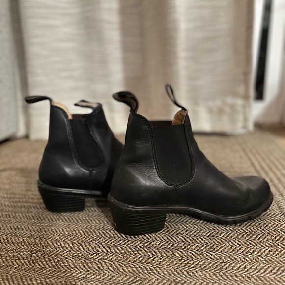 BLUNDSTONE HEELED BOOTS - Picture 3 of 4